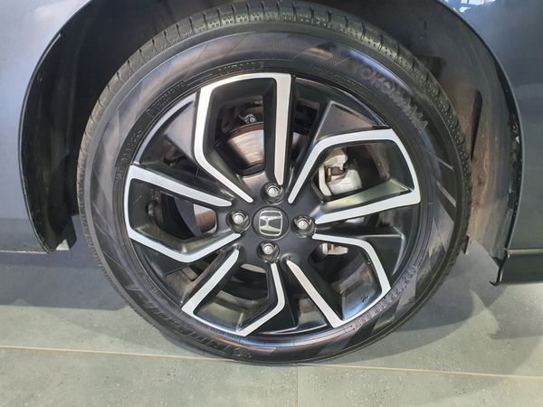 2024-Honda-Fit-15-Elegance-CVT image:9
