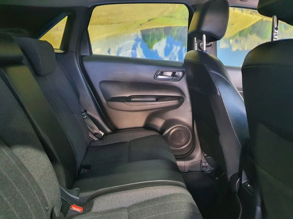 2024-Honda-Fit-15-Elegance-CVT image:16