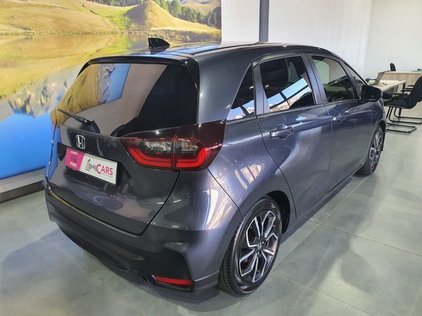 2024-Honda-Fit-15-Elegance-CVT image:5