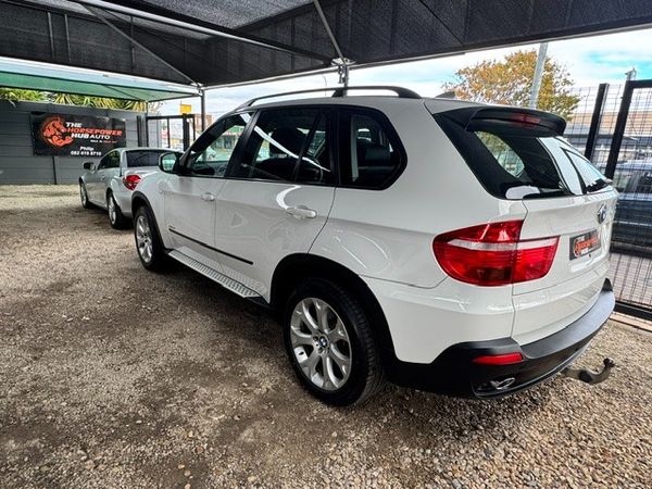 2010-BMW-X5-xDrive30d-Exclusive-Auto image:2
