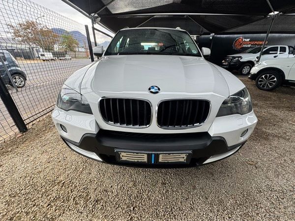 2010-BMW-X5-xDrive30d-Exclusive-Auto image:3