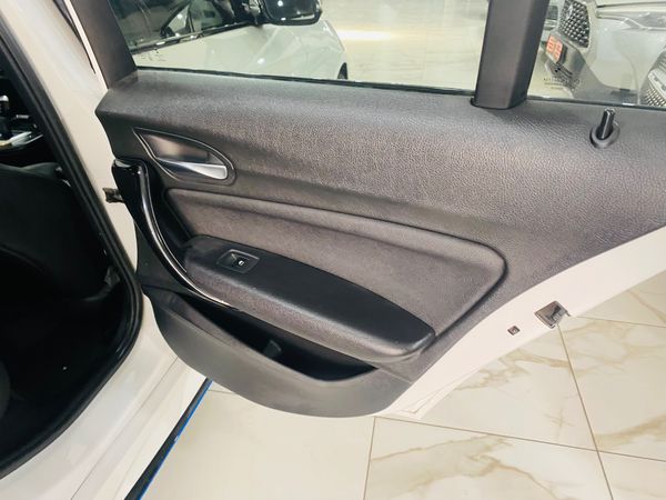 2018-BMW-1-Series-120i-5-dr-M-Sport-Auto image:10
