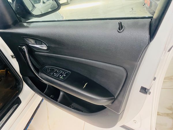 2018-BMW-1-Series-120i-5-dr-M-Sport-Auto image:5