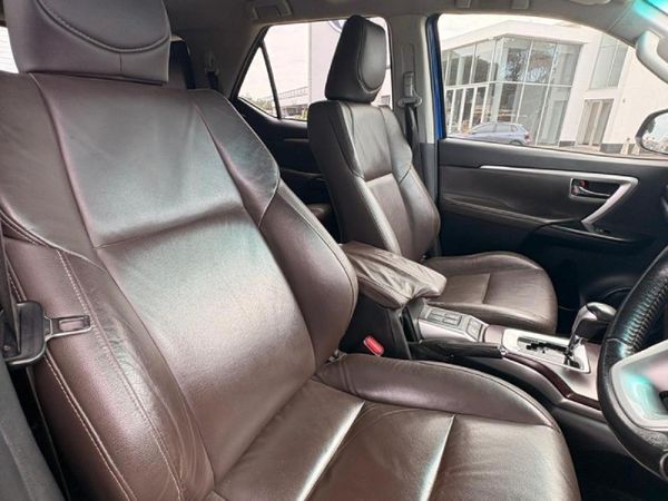 2018-Toyota-Fortuner-28-GD-6-4x4-Auto image:3