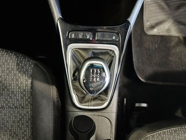 2023-Opel-Crossland-12 image:7