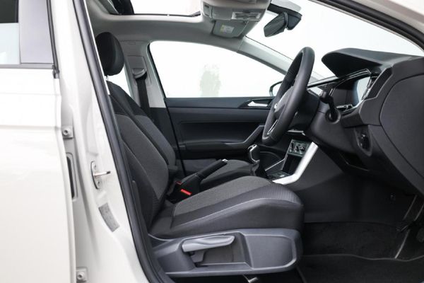2026-Volkswagen-Polo-10-TSI-Life image:8
