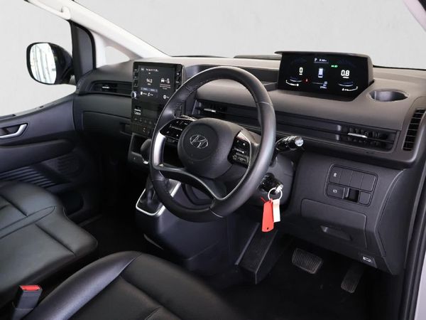 2024-Hyundai-Staria-22d-Executive-Auto image:12