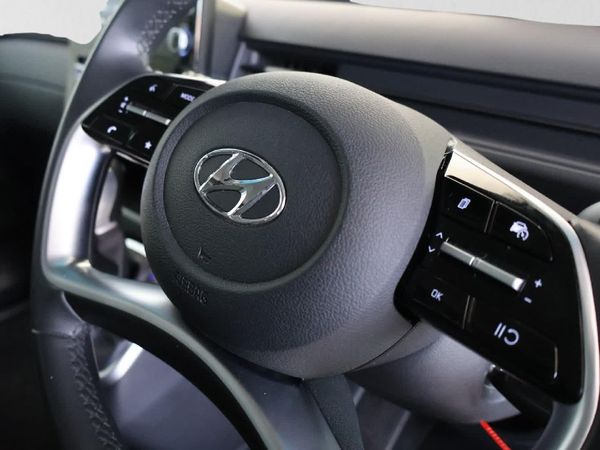 2024-Hyundai-Staria-22d-Executive-Auto image:13