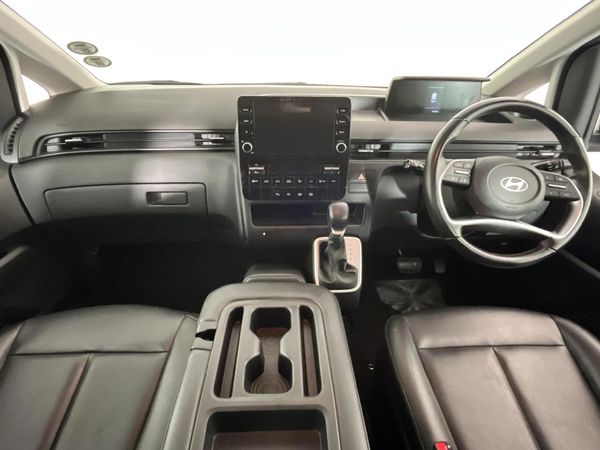 2024-Hyundai-Staria-22d-Executive-Auto image:1
