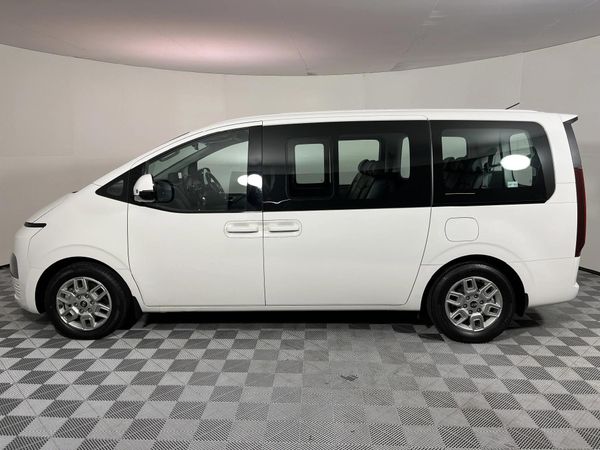 2024-Hyundai-Staria-22d-Executive-Auto image:19