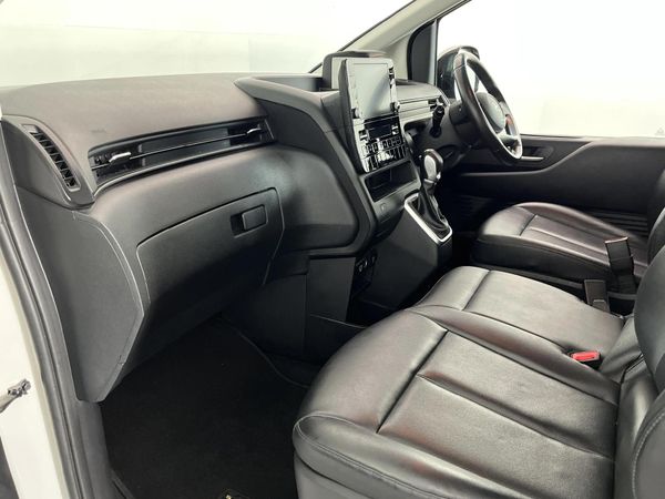2024-Hyundai-Staria-22d-Executive-Auto image:8