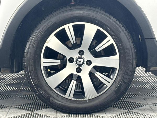 2017-Renault-Captur-900T-Blaze-66kW image:5