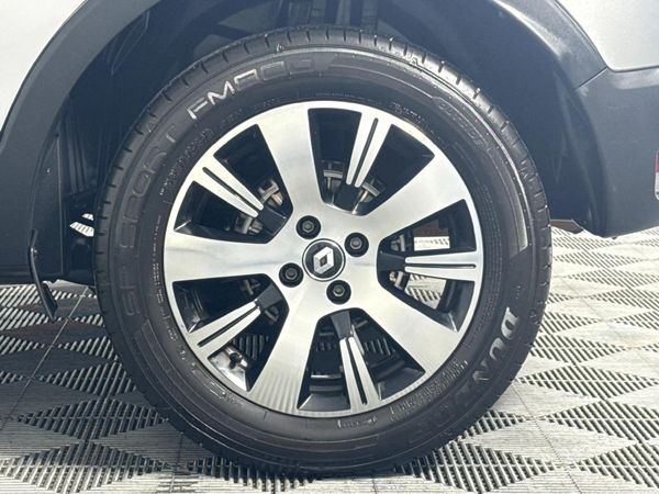2017-Renault-Captur-900T-Blaze-66kW image:6