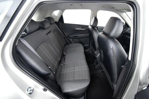 2026-Kia-Sonet-15-LS-Auto image:14