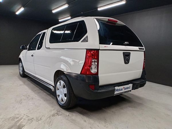 2017-Nissan-NP200-16-AC-Safety-Pack image:3