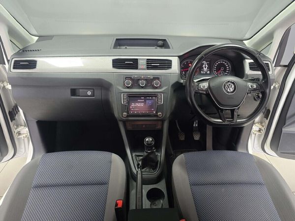 2021-Volkswagen-Caddy-10-TSI-Trendline image:13