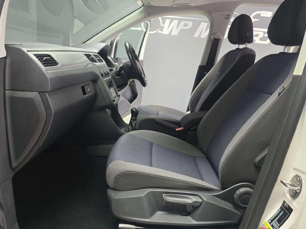 2021-Volkswagen-Caddy-10-TSI-Trendline image:15