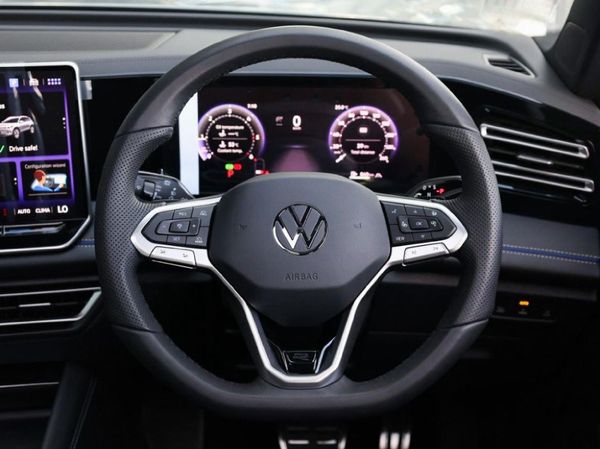 2026-Volkswagen-Tiguan-20TDI-R-Line-4Motion image:12