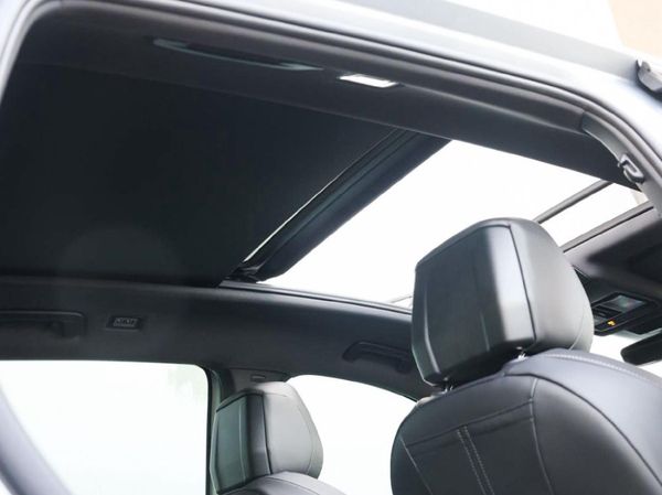 2026-Volkswagen-Tiguan-20TDI-R-Line-4Motion image:15