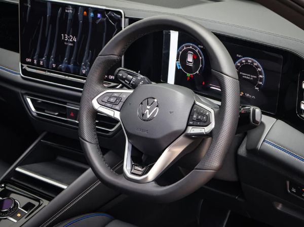 2026-Volkswagen-Tiguan-14TSI-R-Line image:10