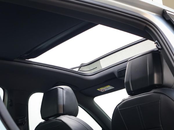2026-Volkswagen-Tiguan-14TSI-R-Line image:11