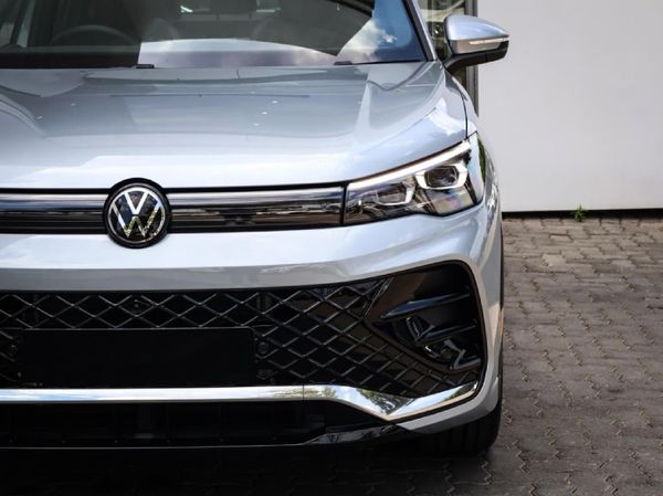 2026-Volkswagen-Tiguan-14TSI-R-Line image:4