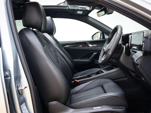 2026-Volkswagen-Tiguan-14TSI-R-Line image:8