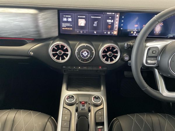 2026-GWM-Tank-300-24TD-Super-Luxury-4x4-Auto image:14