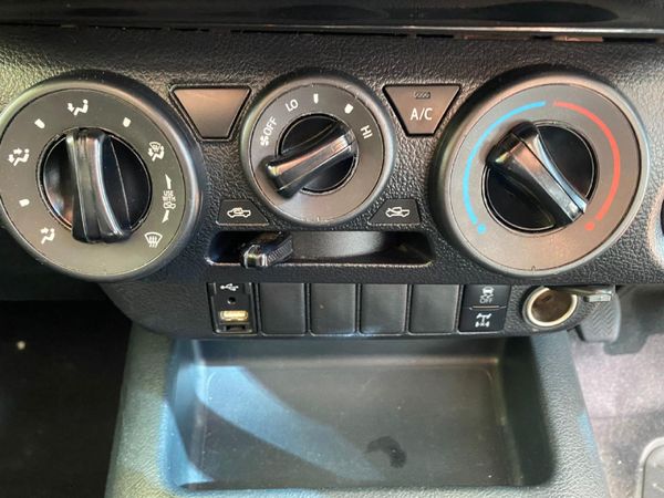 2023-Toyota-Hilux-24-GD-6-Raised-Body-Raider-Single-Cab image:22