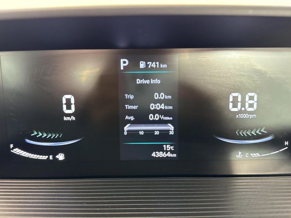 2024-Hyundai-Staria-22d-Executive-Auto image:2