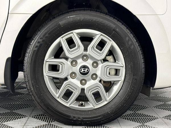 2024-Hyundai-Staria-22d-Executive-Auto image:5