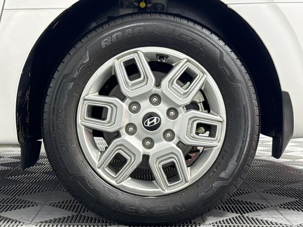 2024-Hyundai-Staria-22d-Executive-Auto image:6