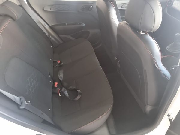 2026-Hyundai-Grand-i10-10-Executive-with-6-airbags-and-stability-contro image:6