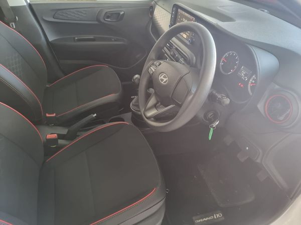 2026-Hyundai-Grand-i10-10-Executive-with-6-airbags-and-stability-contro image:8