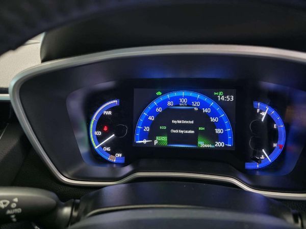 2025-Toyota-Corolla-Cross-18-XR-Hybrid image:12