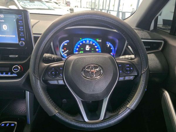 2025-Toyota-Corolla-Cross-18-XR-Hybrid image:18
