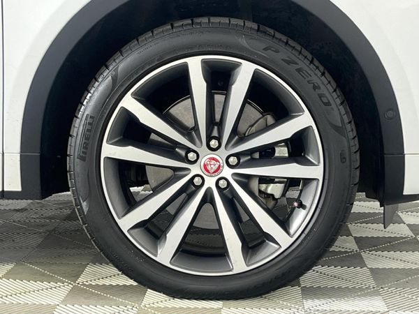 2018-Jaguar-E-Pace-D240-20D-HSE-177kW image:5