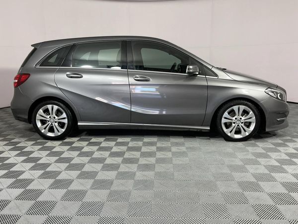 2017-Mercedes-Benz-B-Class-B-200-CDI-Auto image:17