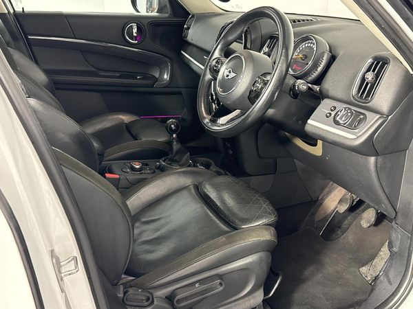 2017-MINI-Countryman-Cooper-S image:9