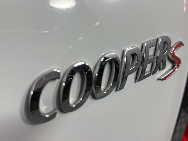 2017-MINI-Countryman-Cooper-S image:11
