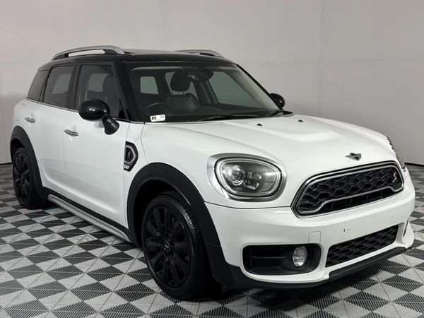 2017-MINI-Countryman-Cooper-S image:17