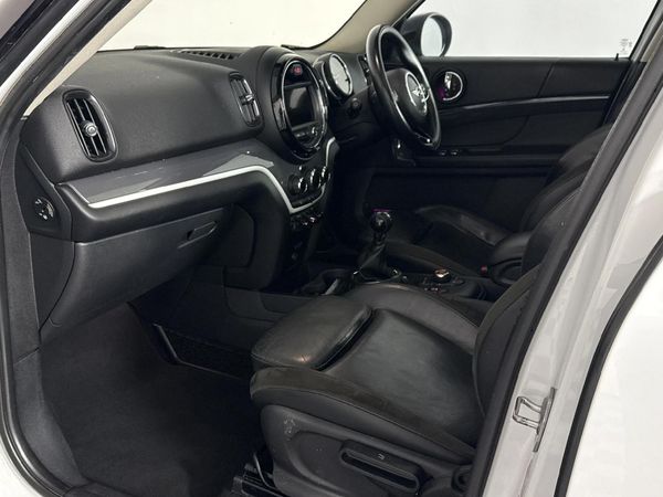 2017-MINI-Countryman-Cooper-S image:8