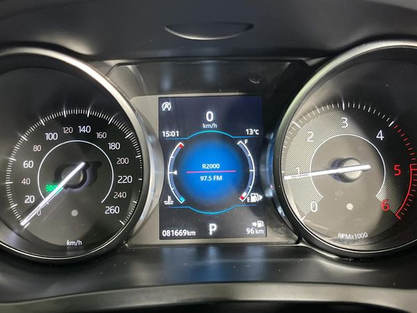 2019-Jaguar-E-Pace-D180-20D-SE-132kW image:2