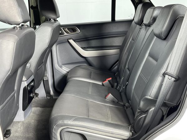 2018-Ford-Everest-32-TDCi-XLT-Auto image:3