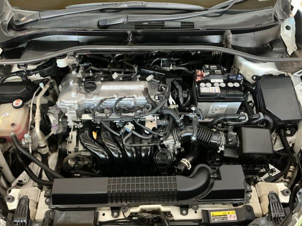 2023-Toyota-Corolla-Cross-18-XI image:25