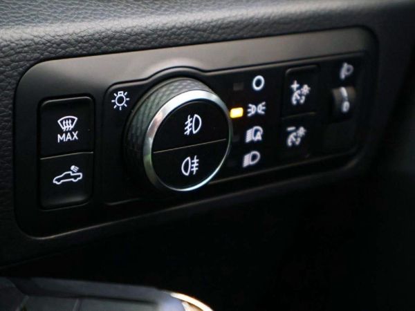 2025-Volkswagen-Amarok-20-TDI-125kW-Life-Auto-Double-Cab image:11