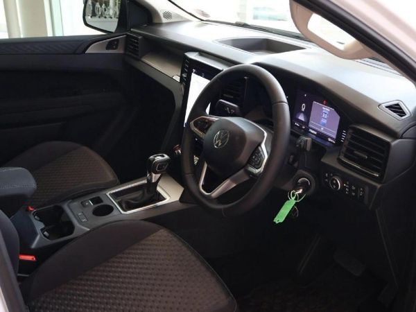 2025-Volkswagen-Amarok-20-TDI-125kW-Life-Auto-Double-Cab image:13
