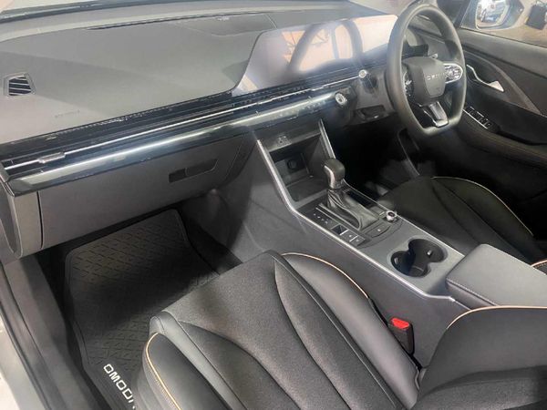 2025-Omoda-C5-15-Street image:6