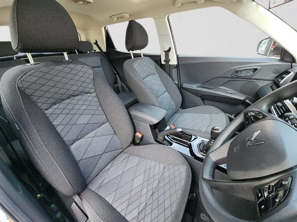 2026-Mahindra-XUV-3XO-12T-MX3 image:15