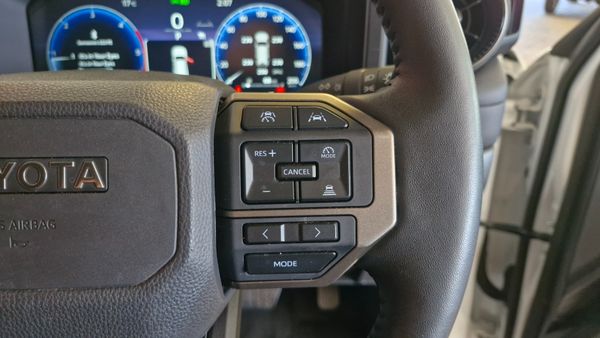 2026-Toyota-Land-Cruiser-Prado-VX-R-28GD-Auto image:14